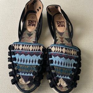Patterned Mud Luks Espadrilles